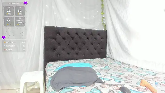 emi henao online show from 03.07.25