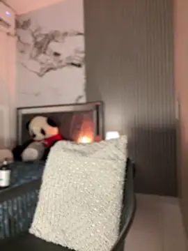 Pink Jazmin online show from 04.05.26