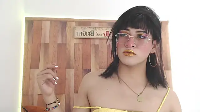 Raven Whisper online show from 12.28.24