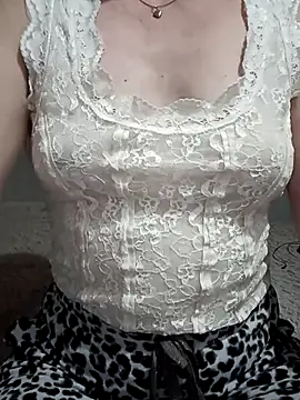 NEW CRYSTAL online show from 11.03.25