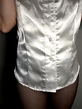 NEW CRYSTAL online show from 02.05.26