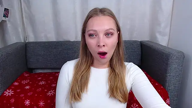 bellaa love  online show from 11.18.25