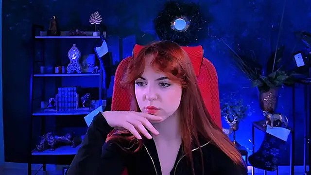 Snapshot of evanellson chatting on 01.06.25 evanellson online show from 01.06.25