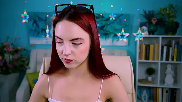 Snapshot of evanellson chatting on 09.29.25 evanellson online show from 09.29.25