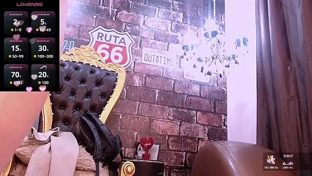 Snapshot of SashaDurante chatting on 05.14.26 SashaDurante online show from 05.14.26