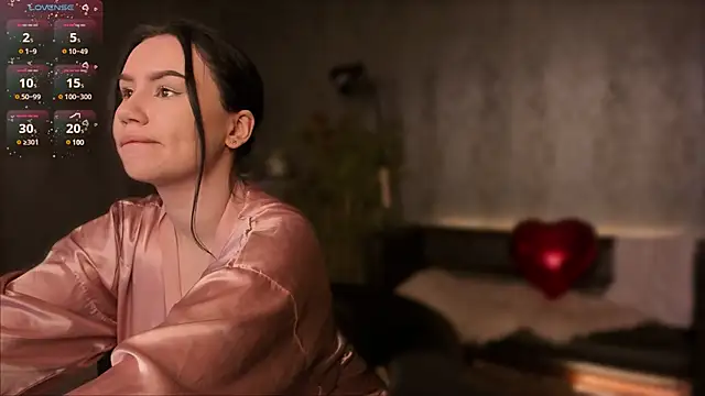 Snapshot of Alisia_Mars chatting on 03.13.25 Alisia Mars online show from 03.13.25