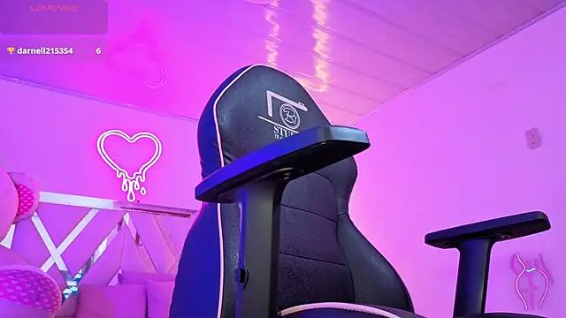 Laylafoxy tay online show from 10.12.25