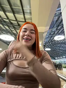 Im Valen Cute online show from 02.25.25