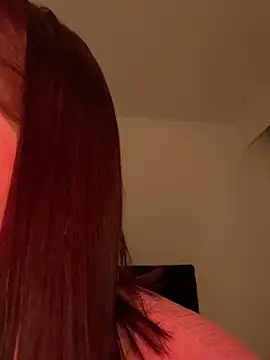 Im Valen Cute online show from 03.19.25