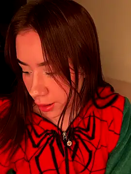 Im Valen Cute online show from 09.21.25