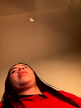 Im Valen Cute online show from 12.05.25