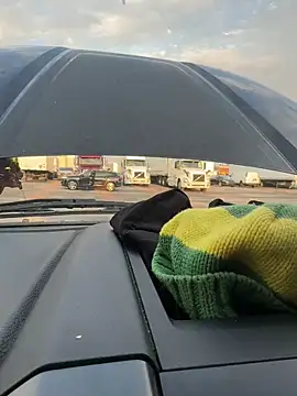 Snapshot of KBD85 chatting on 09.21.25 KBD85 online show from 09.21.25