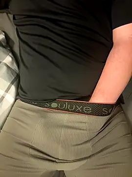 Snapshot of Dan8736 chatting on 10.24.25 Dan8736 online show from 10.24.25