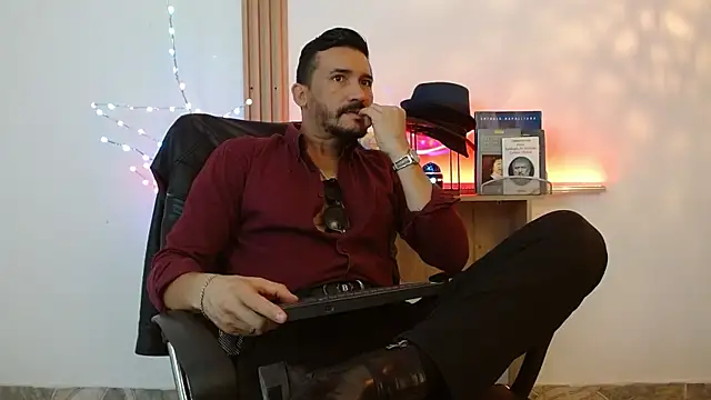 Reiko 85  online show from 01.13.26