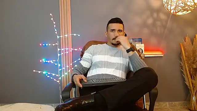 Snapshot of Reiko_85_ chatting on 02.19.26 Reiko 85 online show from 02.19.26