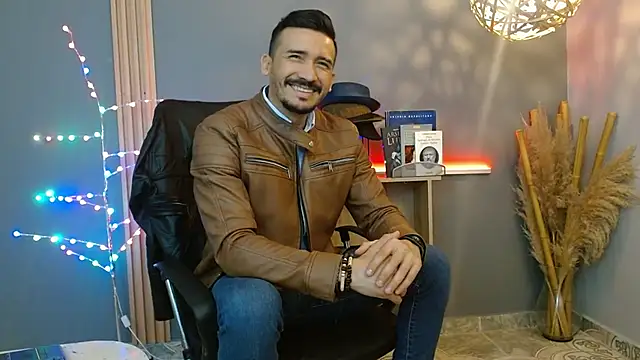 Snapshot of Reiko_85_ chatting on 02.21.26 Reiko 85 online show from 02.21.26