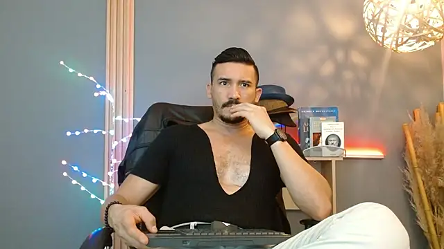 Snapshot of Reiko_85_ chatting on 02.22.26 Reiko 85 online show from 02.22.26