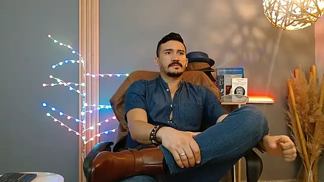 Snapshot of Reiko_85_ chatting on 02.24.26 Reiko 85 online show from 02.24.26