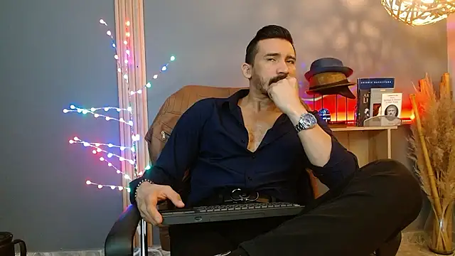 Reiko 85  online show from 03.06.26