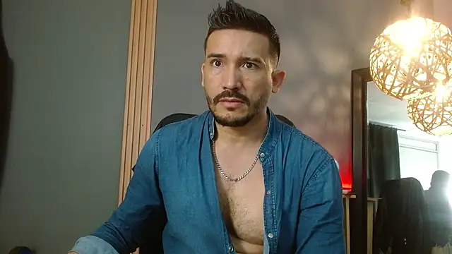 Snapshot of Reiko_85_ chatting on 06.04.26 Reiko 85 online show from 06.04.26