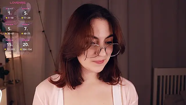 Snapshot of DracosMoon chatting on 01.17.25 DracosMoon online show from 01.17.25