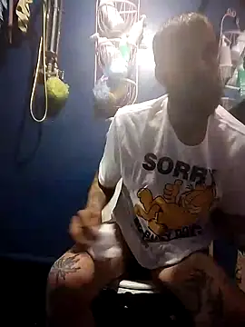 Snapshot of Whipit323 chatting on 12.26.24 Whipit323 online show from 12.26.24