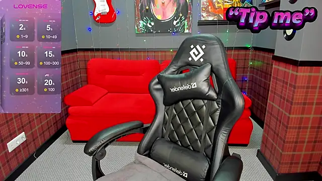 Snapshot of Jennifer_Wadee chatting on 01.07.25 Jennifer Wadee online show from 01.07.25