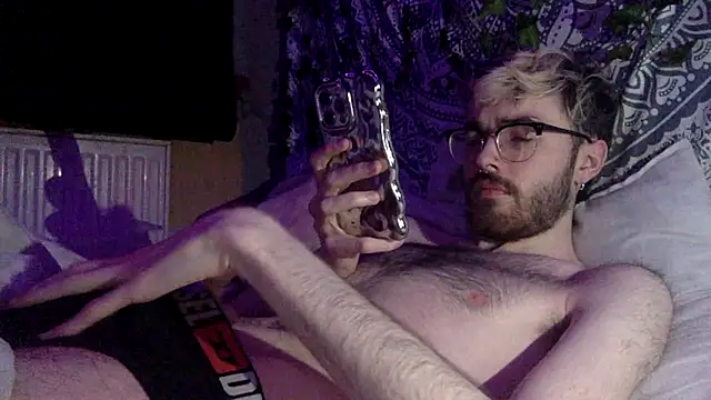 hairynhorny992 online show from 02.28.25