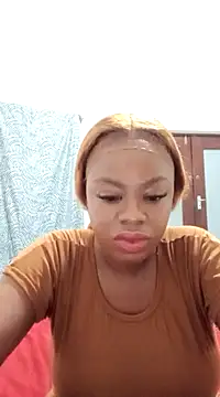 Luciouslips00 online show from 01.22.25