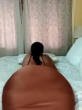 Luciouslips00 online show from 11.21.25