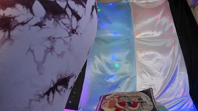 DeisyHarper online show from 12.21.24