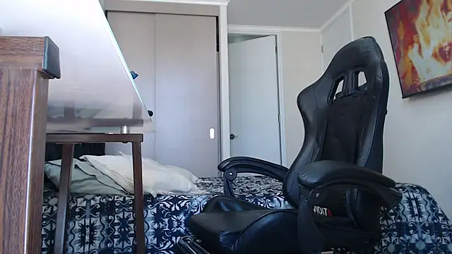 jonhklleyn online show from 09.30.25