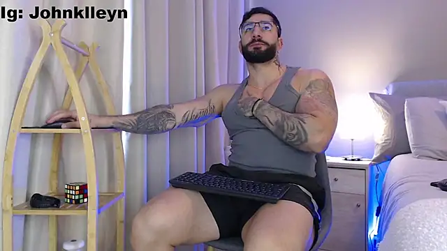 Snapshot of jonhklleyn chatting on 05.20.26 jonhklleyn online show from 05.20.26