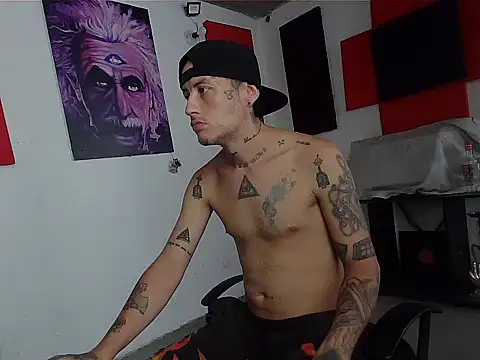 Snapshot of patrik_tattoo_ chatting on 06.22.26 patrik tattoo online show from 06.22.26