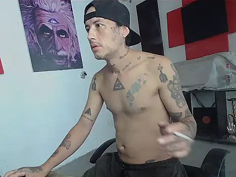Snapshot of patrik_tattoo_ chatting on 06.23.26 patrik tattoo online show from 06.23.26