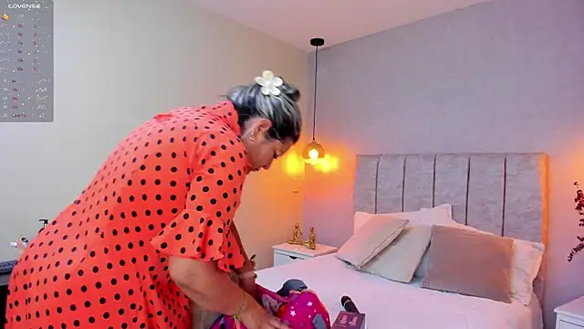 tutu milf online show from 03.03.25