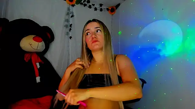 Snapshot of Keyth_clement chatting on 12.03.24 Keyth clement online show from 12.03.24