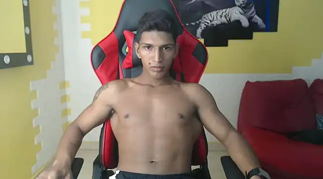 mau elixxx online show from 12.16.24