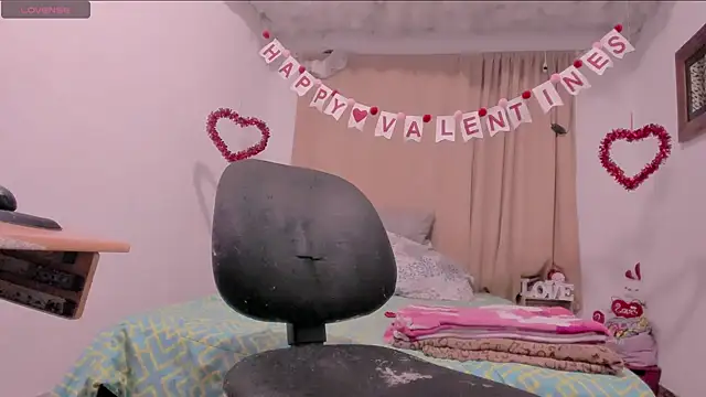 Snapshot of Lauu_G chatting on 02.02.25 Lauu G online show from 02.02.25