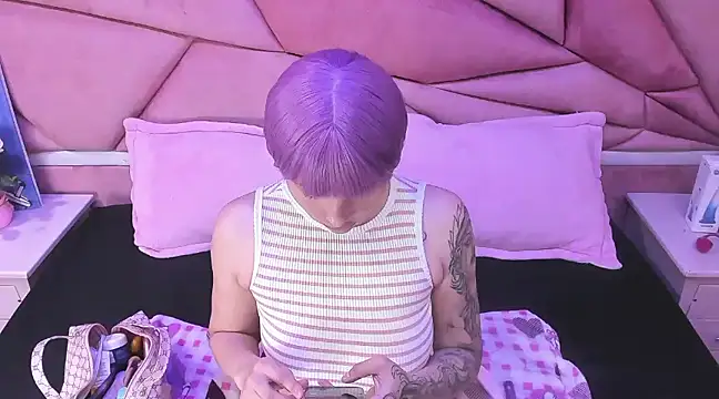 Snapshot of ChloeeTompson_ chatting on 03.07.25 ChloeeTompson online show from 03.07.25