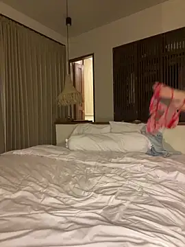 Snapshot of Ellieprincess chatting on 12.21.24 Ellieprincess online show from 12.21.24