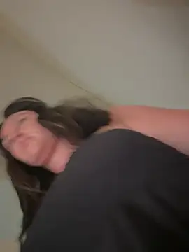 Snapshot of Ellieprincess chatting on 03.02.25 Ellieprincess online show from 03.02.25