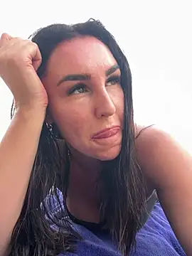 Snapshot of Ellieprincess chatting on 03.06.25 Ellieprincess online show from 03.06.25