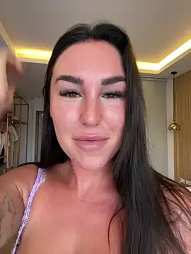 Snapshot of Ellieprincess chatting on 03.07.25 Ellieprincess online show from 03.07.25