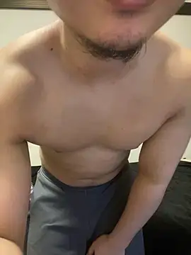 YU-KI00 online show from 02.15.26