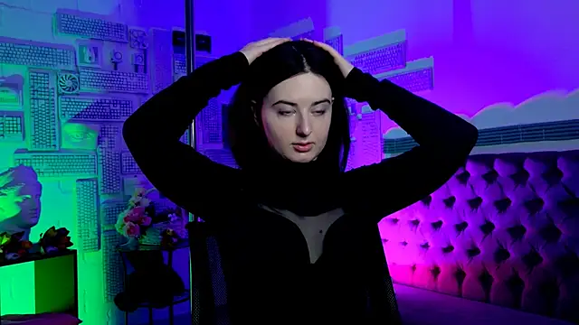 AnnTerry  online show from 03.18.25