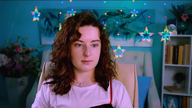 Snapshot of AnnTerry_ chatting on 09.19.25 AnnTerry online show from 09.19.25