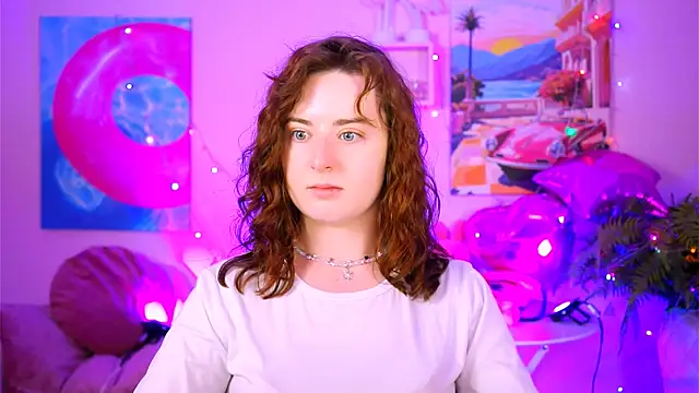 Snapshot of AnnTerry_ chatting on 09.21.25 AnnTerry online show from 09.21.25