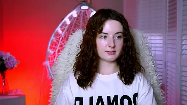 Snapshot of AnnTerry_ chatting on 10.23.25 AnnTerry online show from 10.23.25