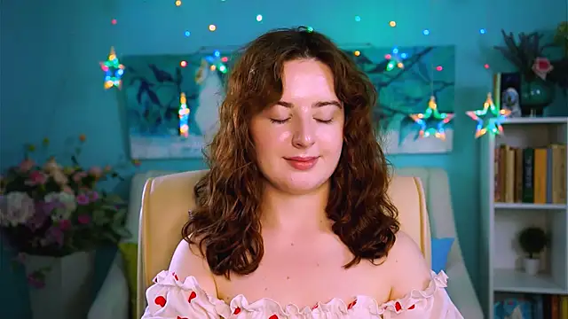 Snapshot of AnnTerry_ chatting on 11.08.25 AnnTerry online show from 11.08.25